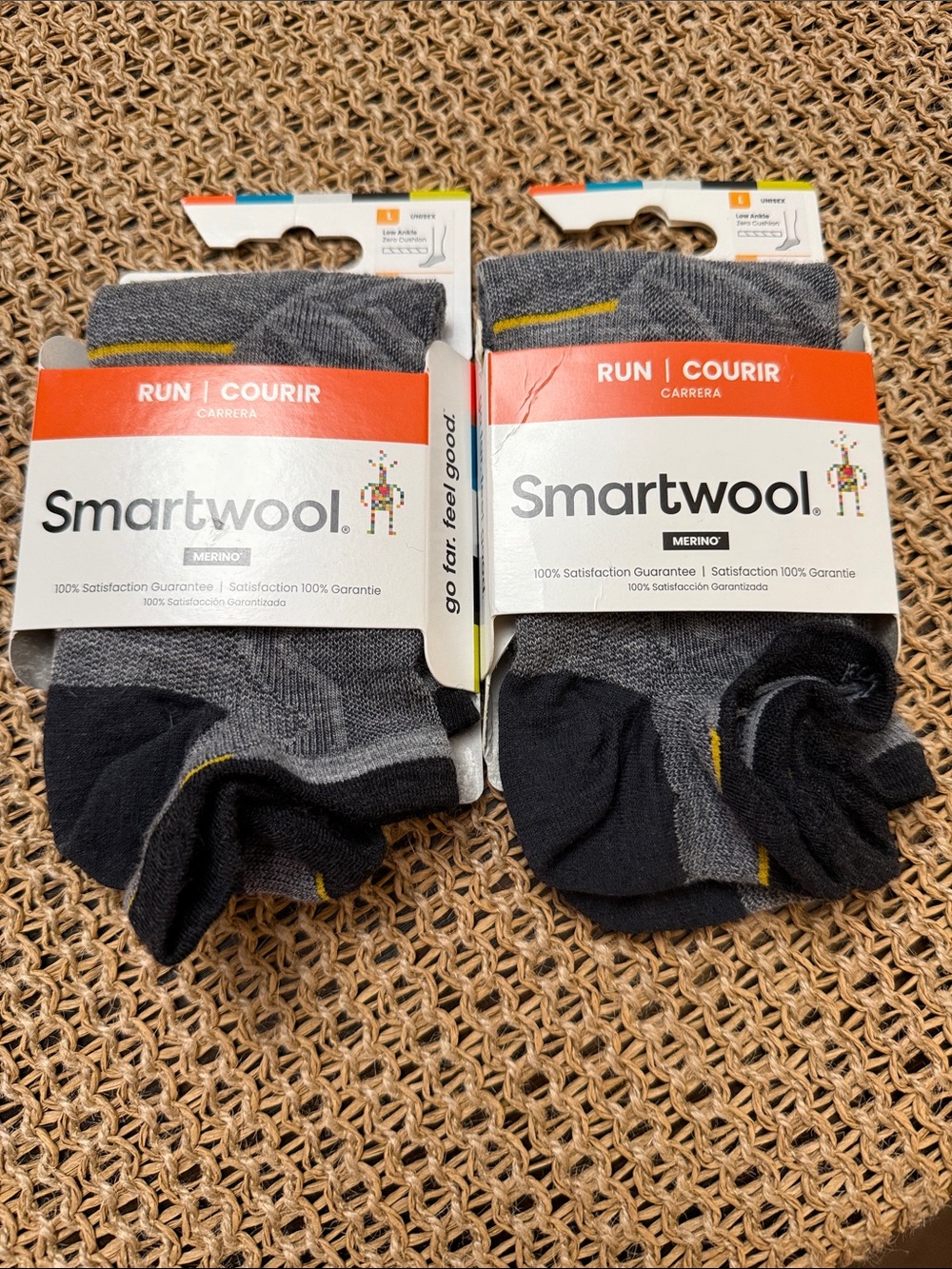 BRAND NEW! 2 Pairs Smartwool Run Merino Low Ankle Socks UNISEX Large